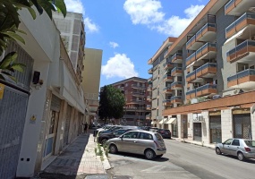 17 via Petrarca, Lecce, ,Commerciale,In Vendita,via Petrarca,1125