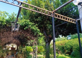 Vendesi a Lecce appartamento con giardino sulle mura 