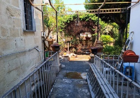 Vendesi a Lecce appartamento con giardino sulle mura 